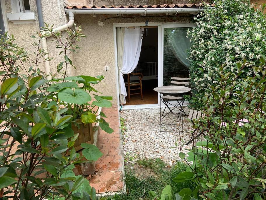 Appartamento Studio Close Fourviere Very Quiet & Small Terrace Lione Esterno foto